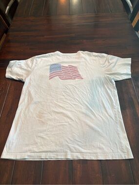 Southern Point Light Blue T-Shirt with Small American Flag Graphic, Men’s L